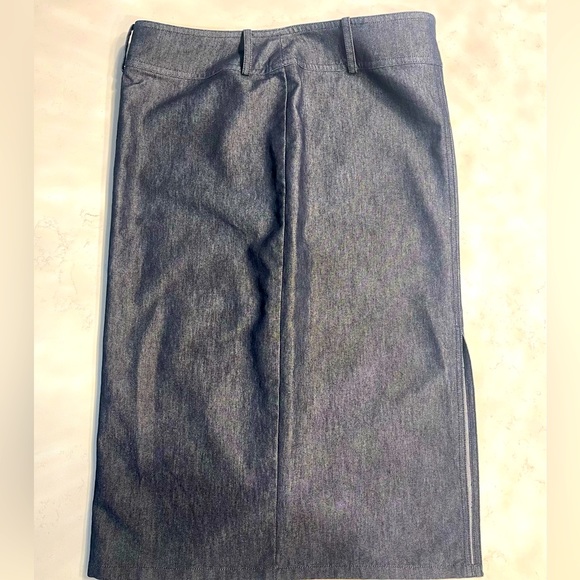 Brand: FCUK JEAN (size 12) Dark Jean slim fitted skirt w/side split. - Picture 2 of 3